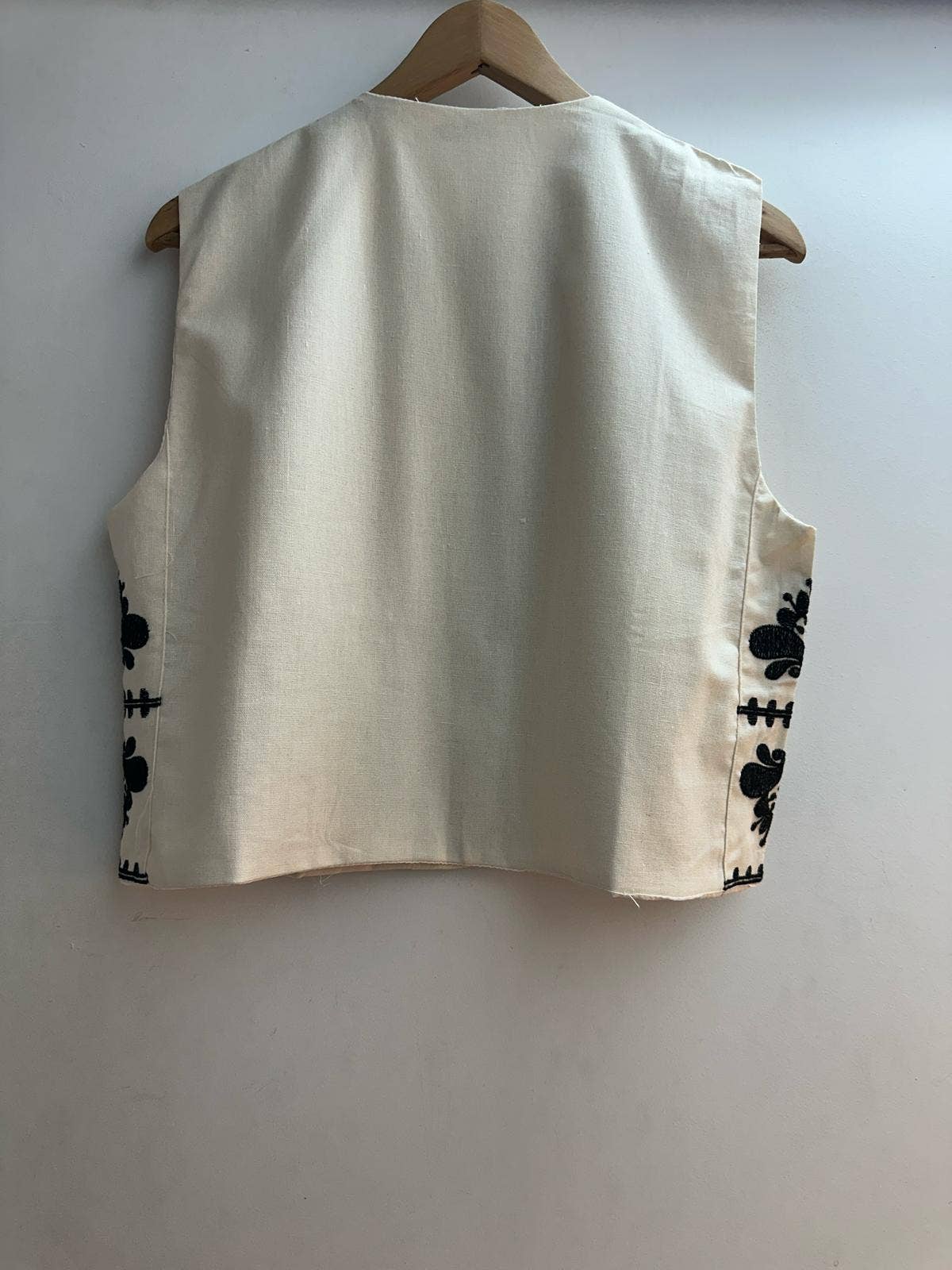 LORIANE - Wholesale Outerwear Vest - Women's - 2365 Plain vest2