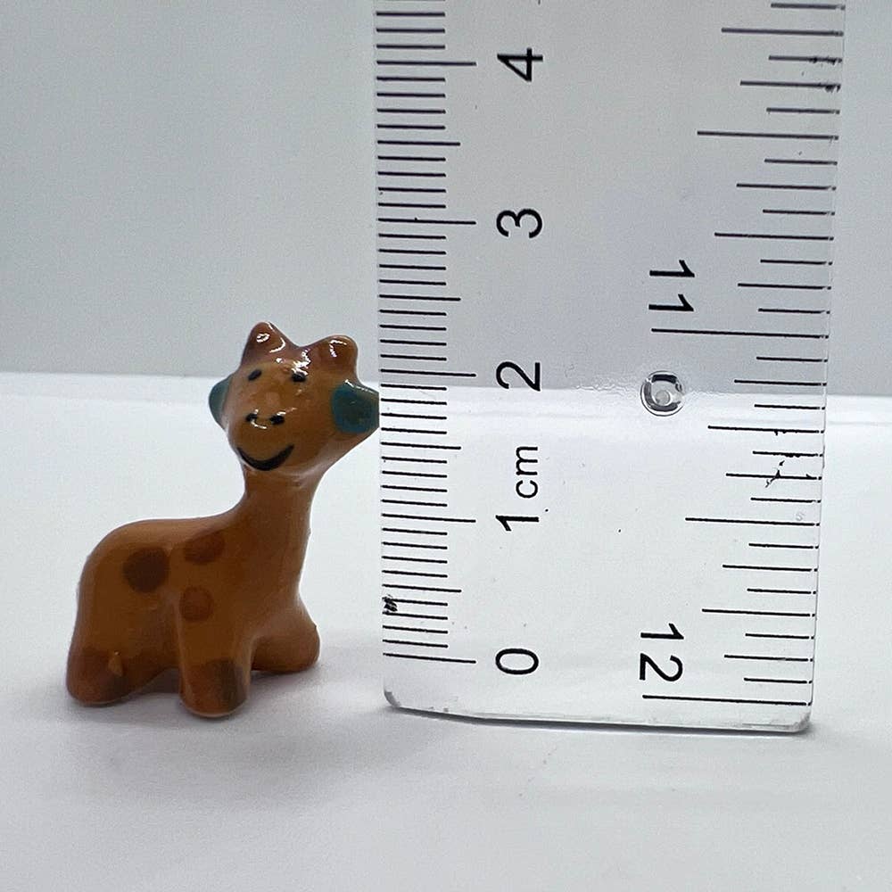 VIE - Wholesale Decorative Figurine - Mini Ceramic Figurine, Assorted Colour, Approx. 2cm72