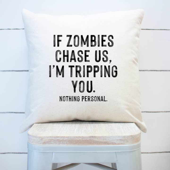 Funda de almohada «If Zombies Come I'm Tripping You» (solo para Halloween) para venta al por mayor de Love You a Latte Shop