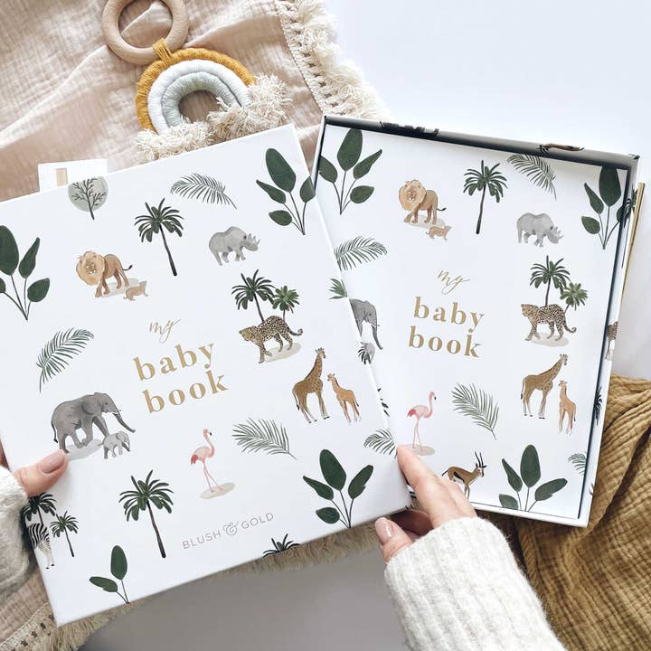 Blush And Gold - Wholesale Herinneringenboek - Kinderen en baby - My Baby Book (Jungle) luxe cadeau voor nieuwe ouders + doos