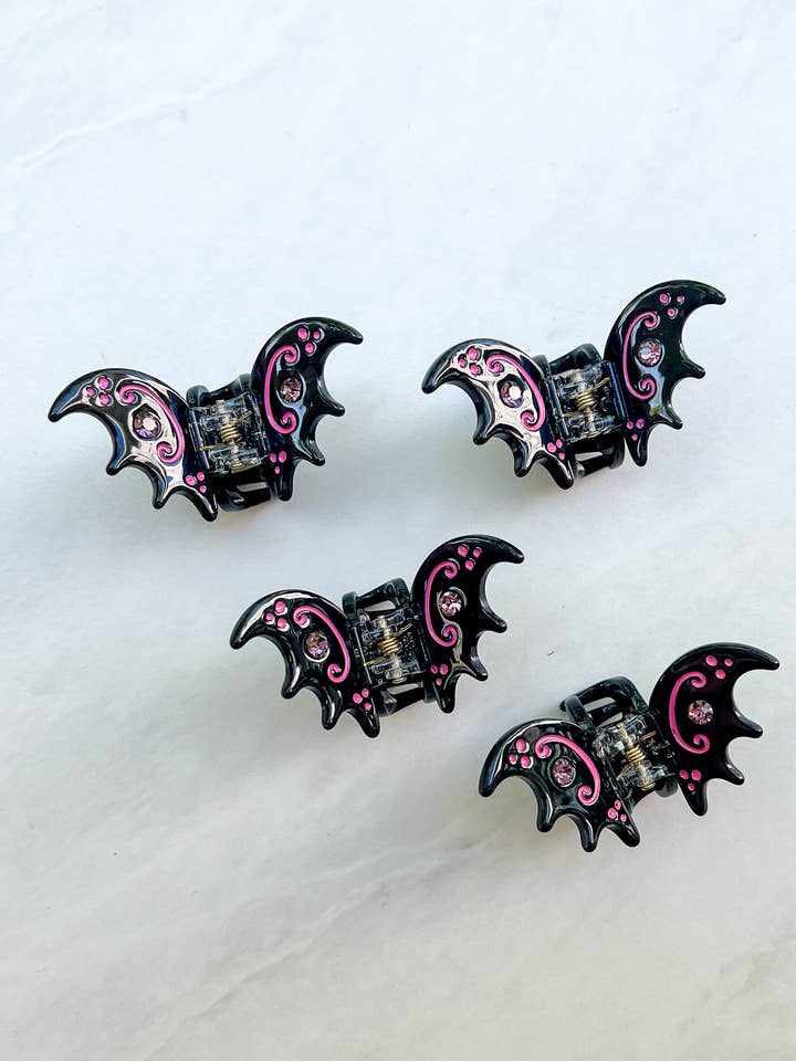 Lot de pinces à cheveux Mini Bat Boys - Violet pour la vente par Blissfully Bookish Company