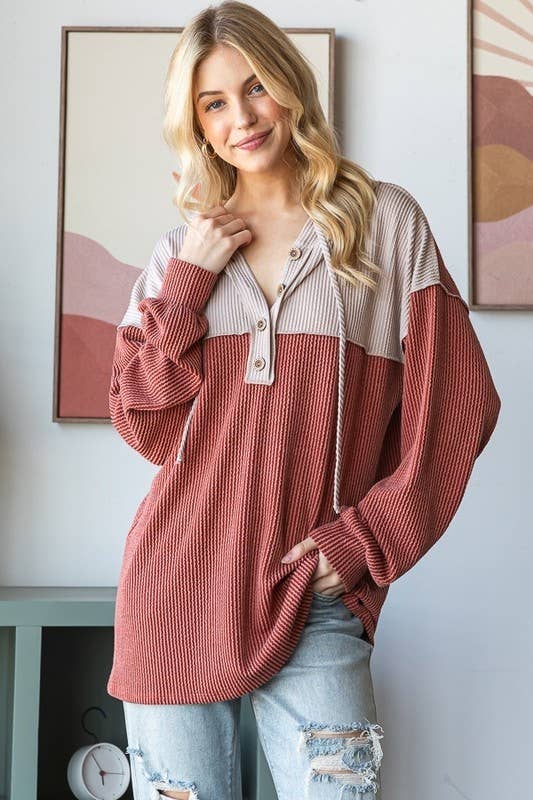 Sunday Morning – Großhandel Hoodie – Damen – T4577HE10-SOLIDE URBANE GERIPPTE KONTRAST-KAPUZENPULLOVER3