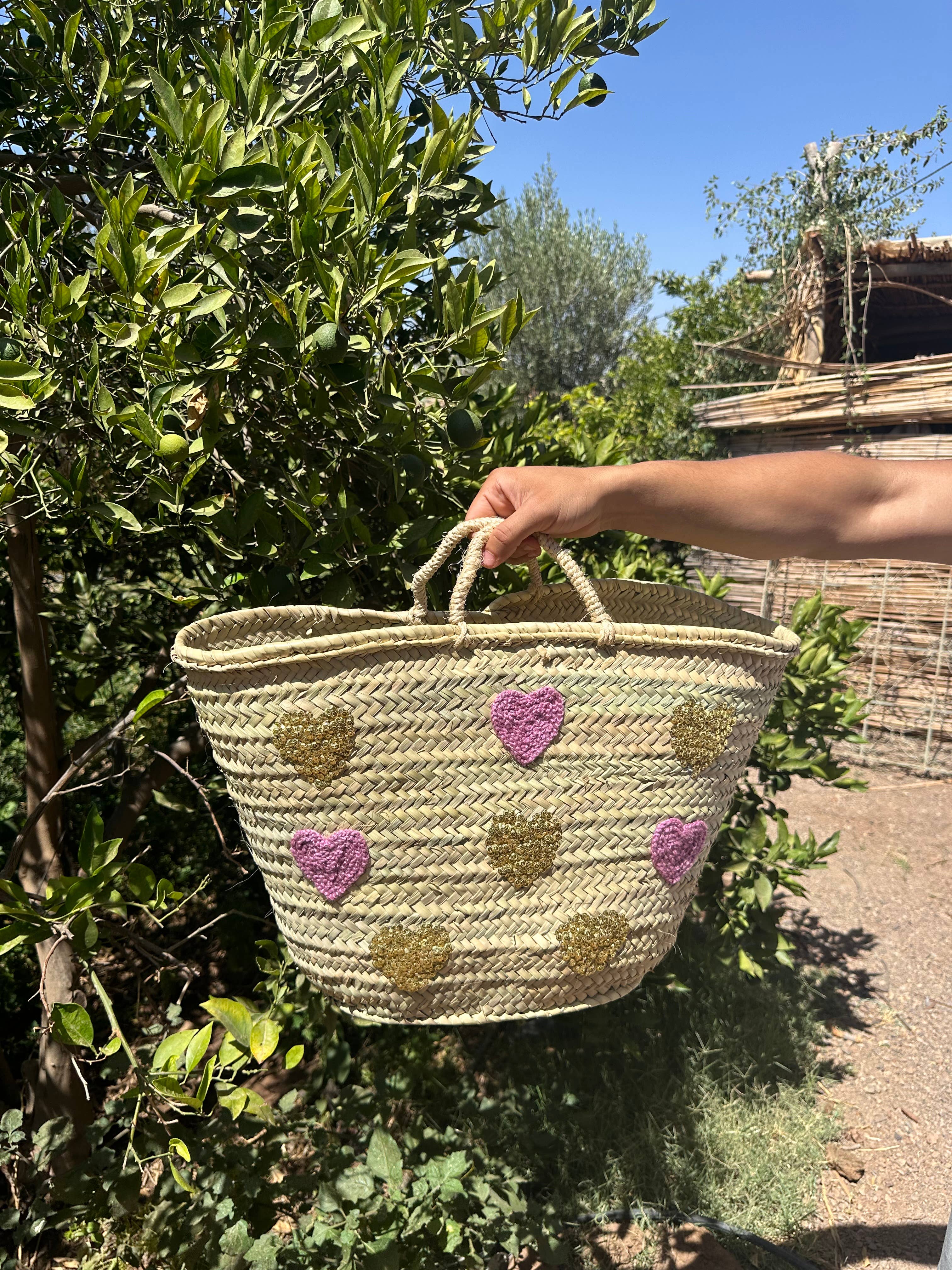 Mikwi – Großhandel Korb – FRENCH BASKET || Marokkanische Strohtasche mit Herzmotiven8