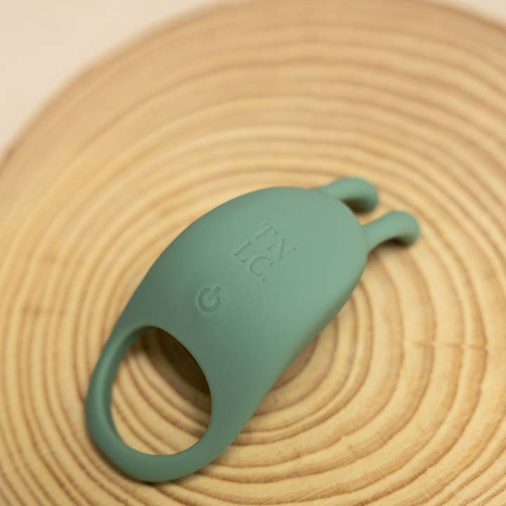 The Natural Love Company – wholesale Sex toy – Cilantro | Multi speed Rabbit Cock Ring | Ocean Plastic2