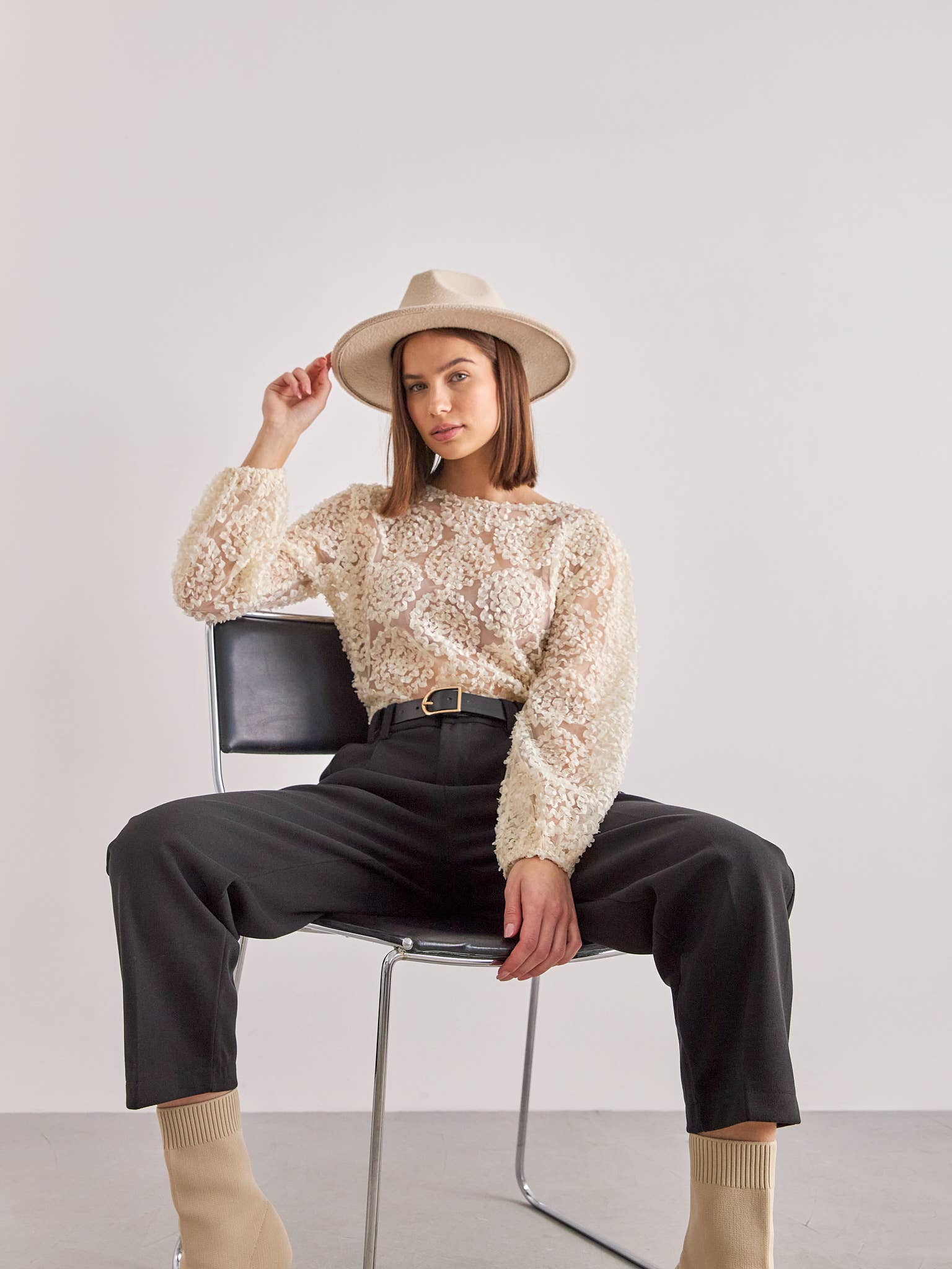 CHOKLATE PARIS - Wholesale Blouse - Women's - Textured rosette blouse (S/M-M/L) - CK080225