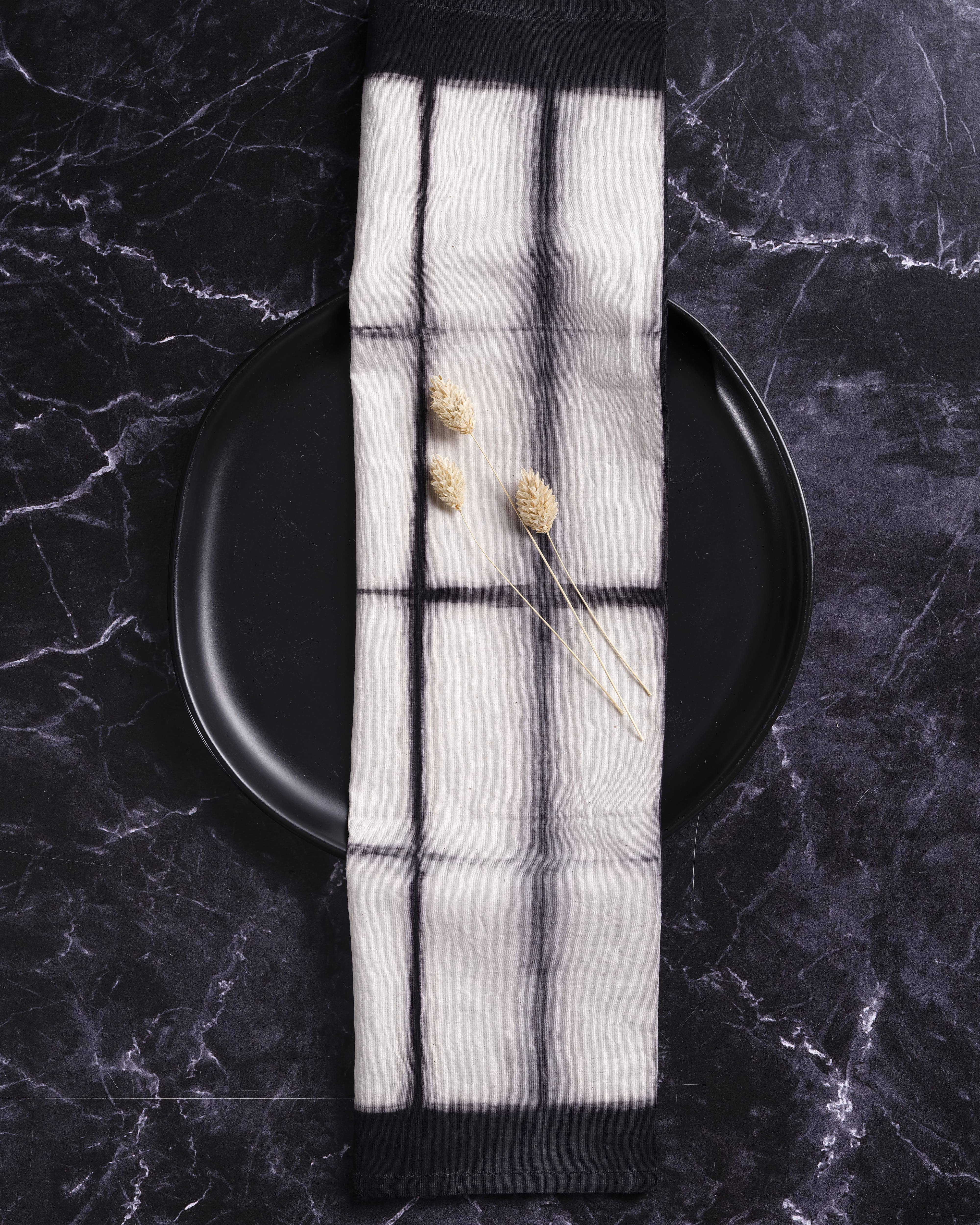 Sobremesa - Wholesale Dinner & Cloth Napkin - Black Cotton Cloth Napkins, Rectangle Design, Table Linens3