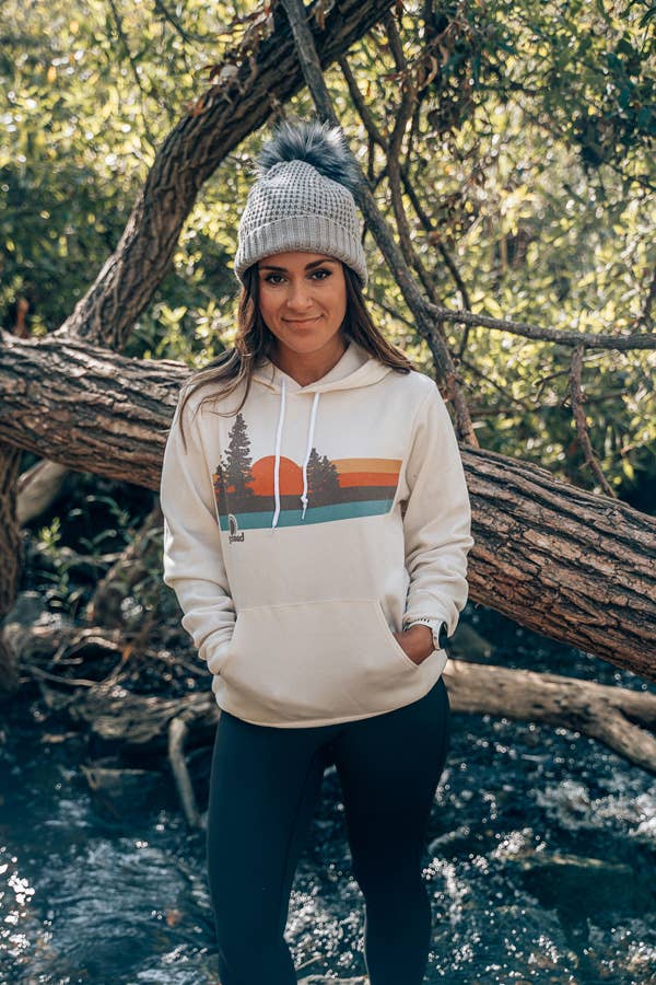 Goodseed Clothing – Engroshandel Hoodie – Kvinder – Pacific Pines Hættetrøje Vintage hvid1