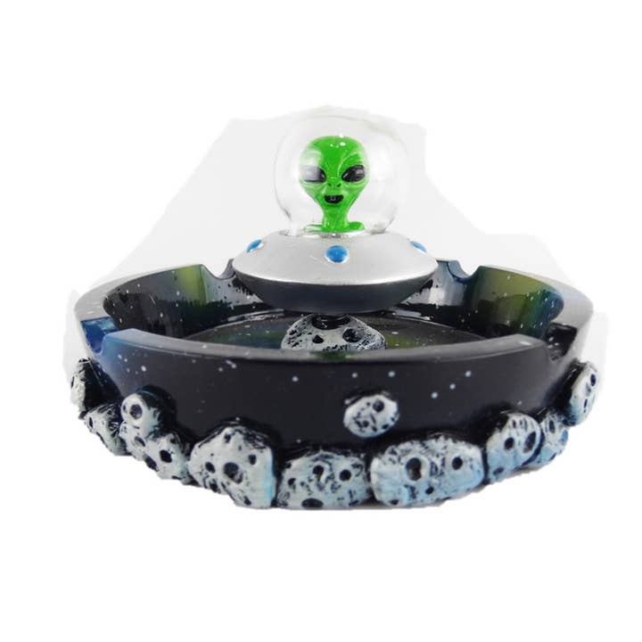 Cendrier en résine Mothership peint à la main résistant à la tête pour la vente par Wise Skies
