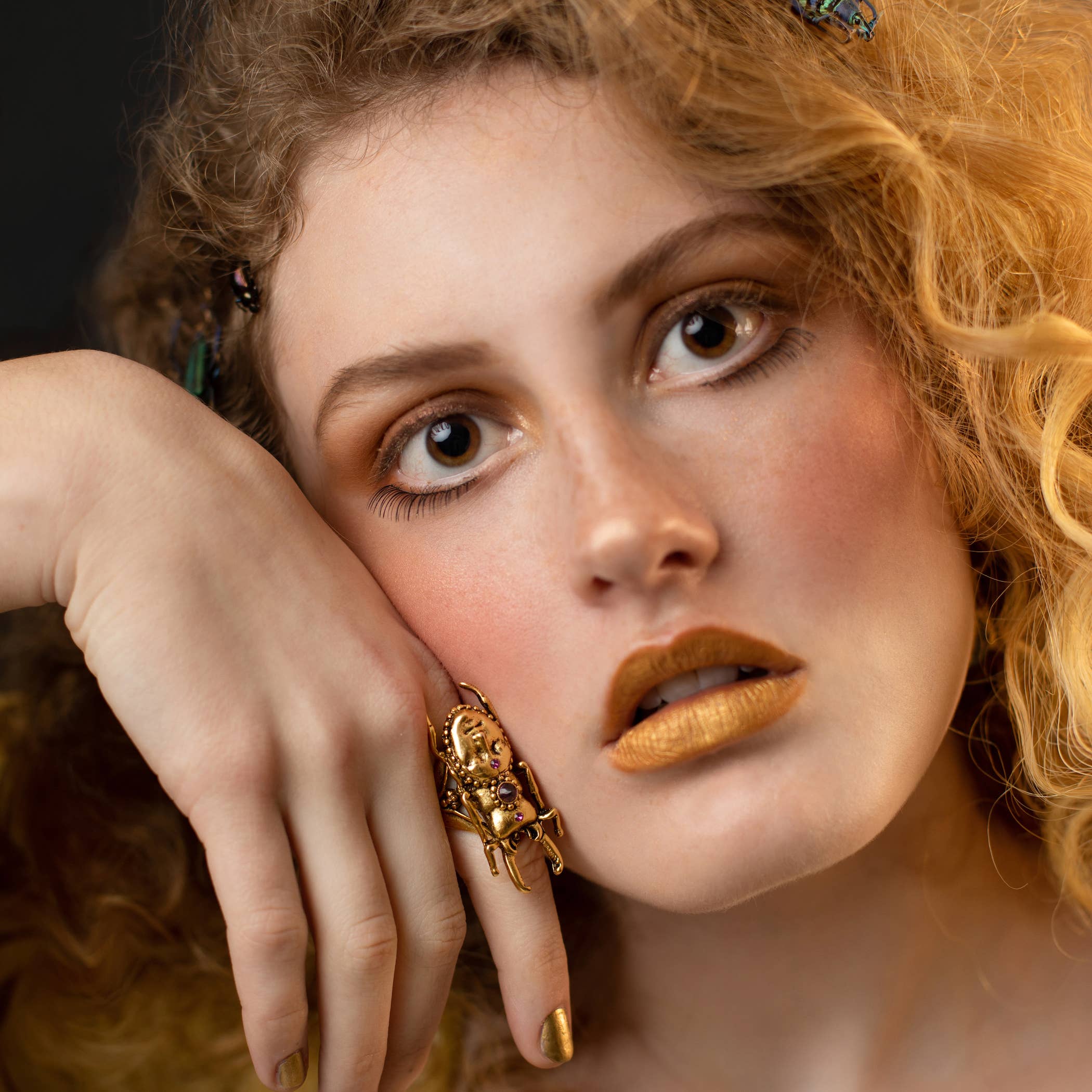 Trollbinde – wholesale Cocktail/statement ring – Hidden Magic Stag Beetle Ring1