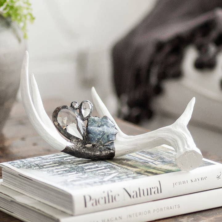 Utsmyckat horn (Medium) för wholesale av Jamie Dietrich Designs