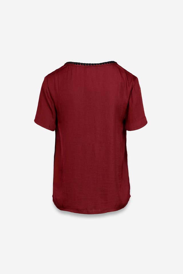 Naked Zebra - Vendita all'ingrosso Camicetta - Donna - Blusa a maniche corte con punto coperta2