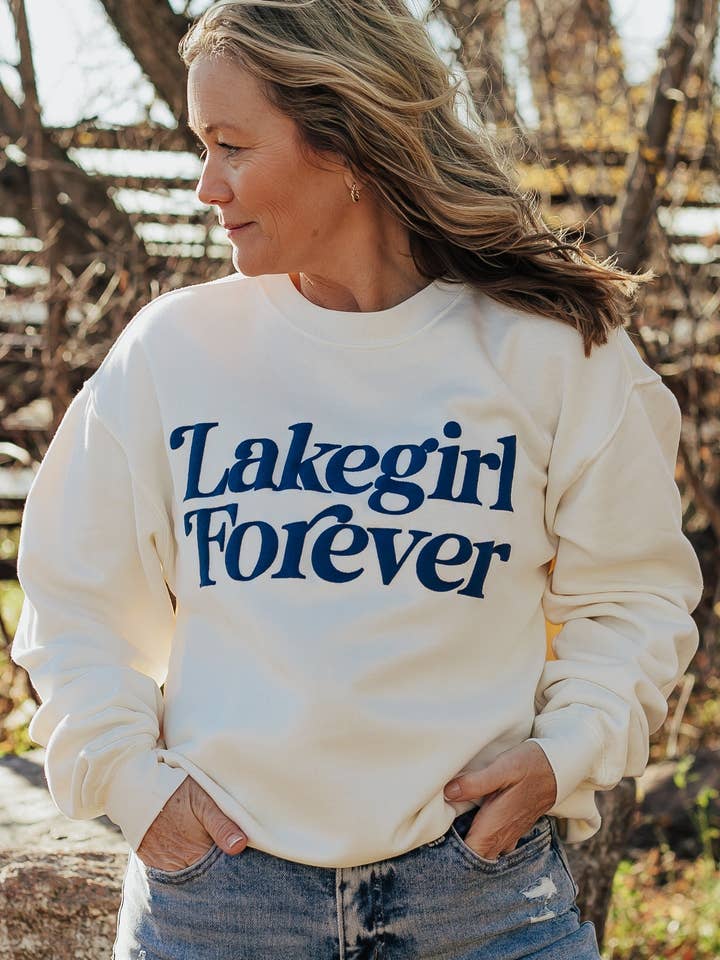 Lakegirl Ringspun Fleece Rundhals in Elfenbein für den Großhandel von Lakegirl