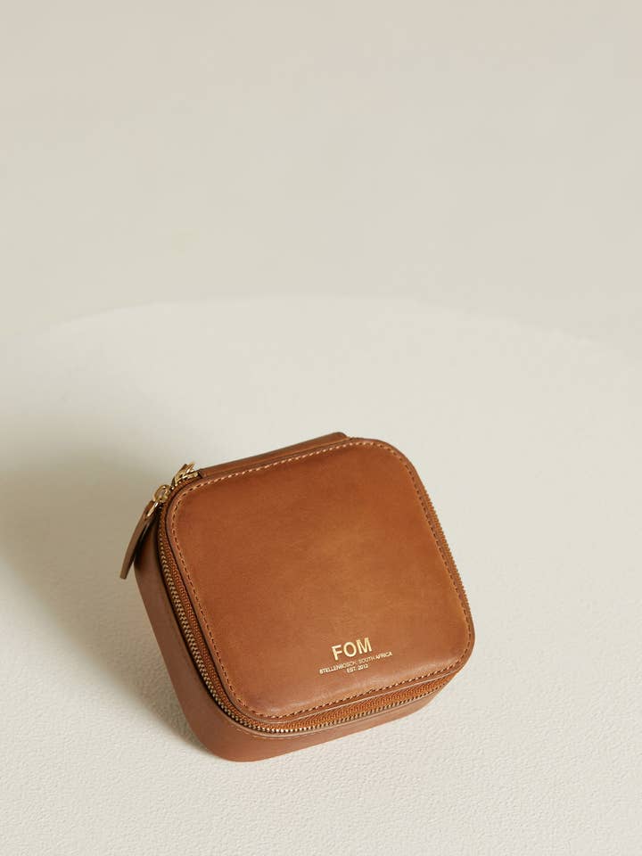 Smyckeskrin - Pekannöt för wholesale av Freedom of Movement (SA) Ltd