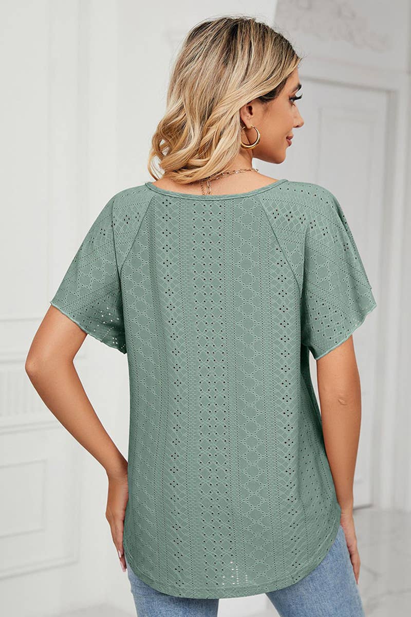Lily Clothing - Wholesale Blouse - Women's - CWTTS0472_V NECK PUNCHING LACE UP RUFFLE LOOSE TOP11