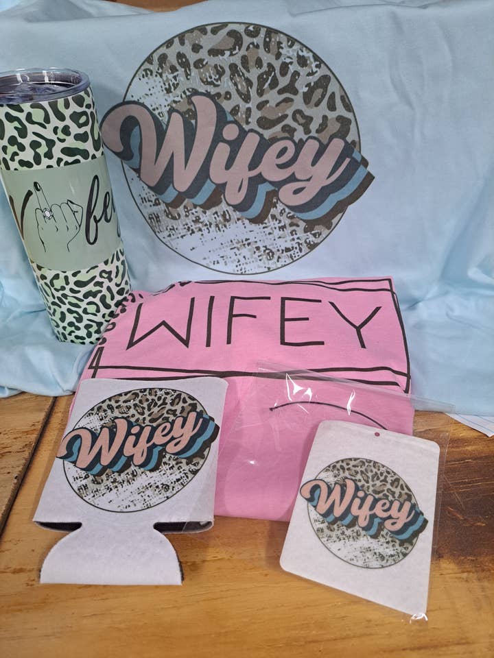 Le set femme ! pour la vente par Texas Grace Boutique