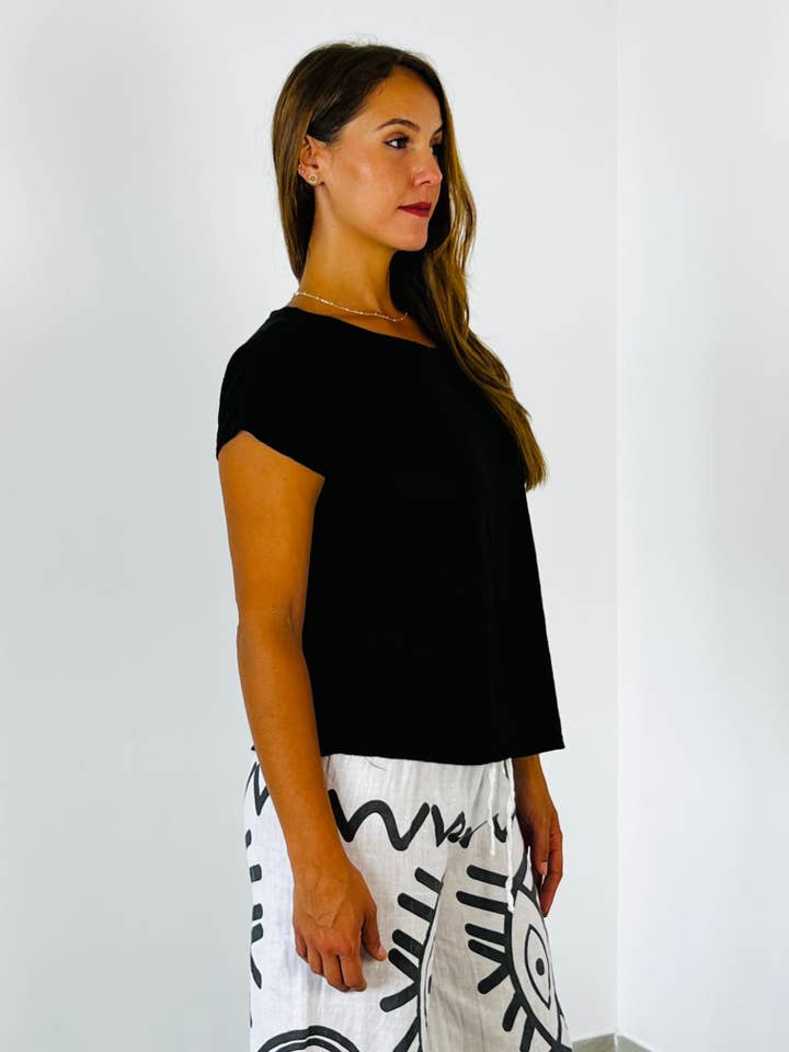 Linen & More - Wholesale T-Shirt - Women's - REF 2296 BASIC U-NECK T-SHIRT 100% LINEN6