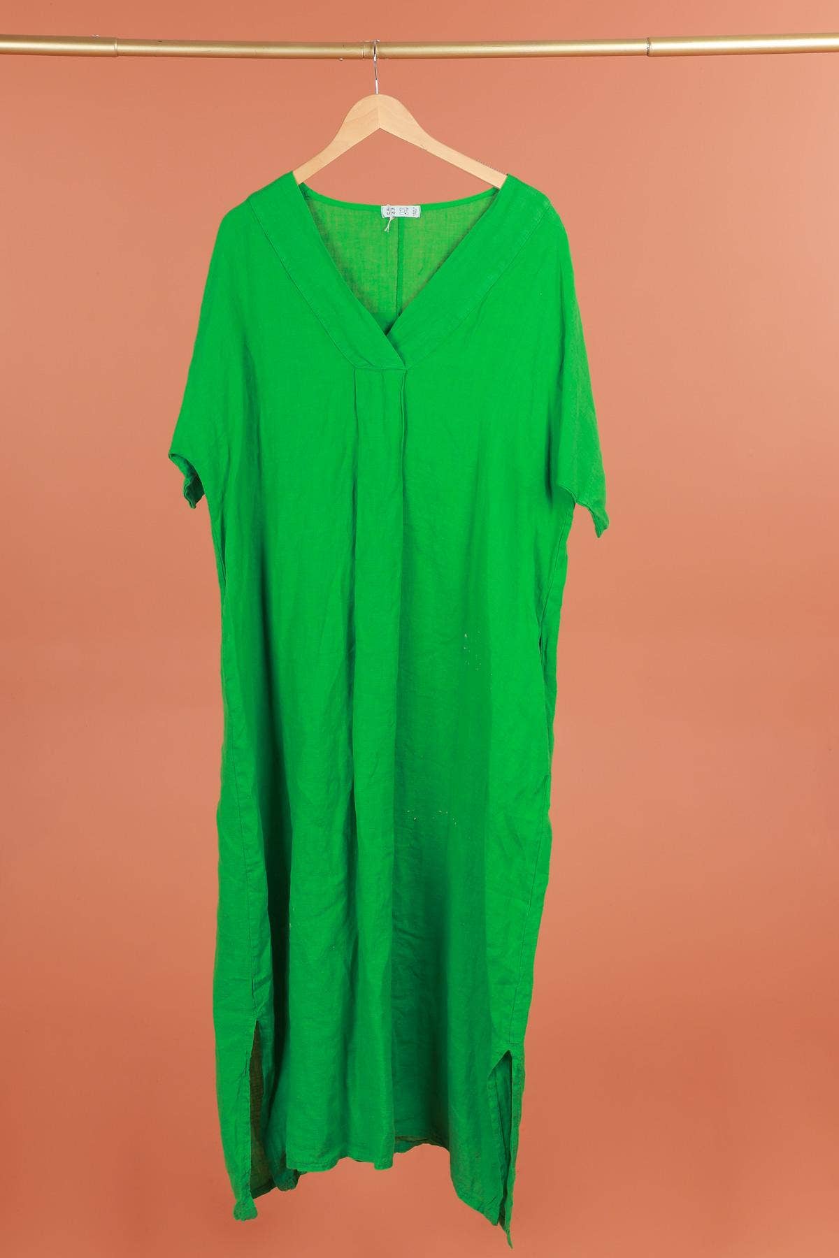 la maison des fibres naturelles - Wholesale Dress - Women's - Long dress v-neck 62733 100% linen59