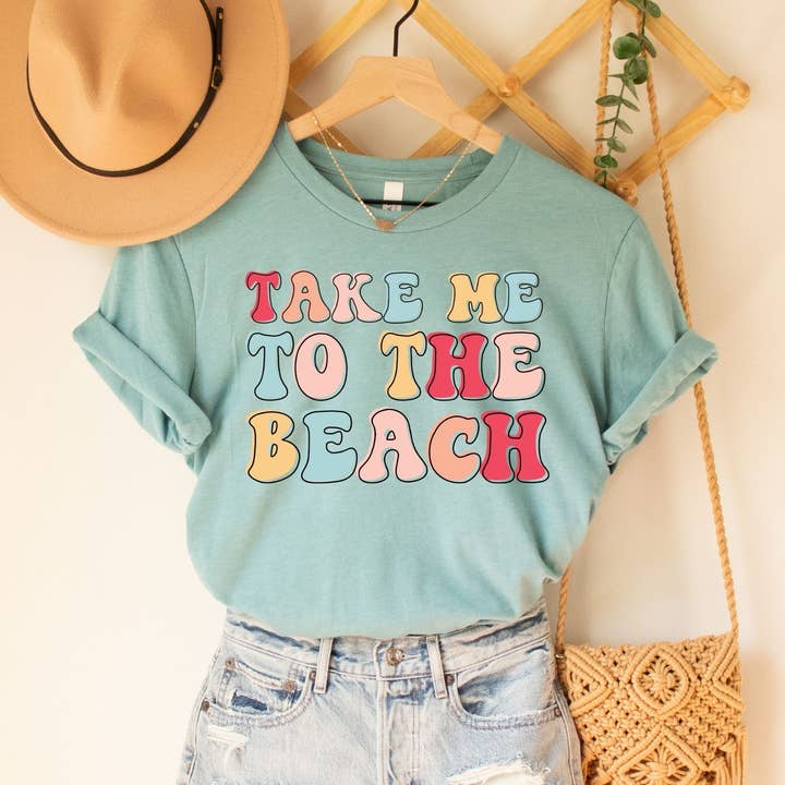 T-shirt bleu foncé Take Me to the Beach pour la vente par Simply Tees