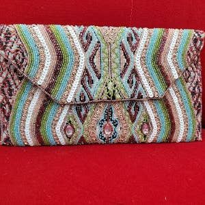 pastellfärg Vacker utsmyckad koppling för wholesale på Faire