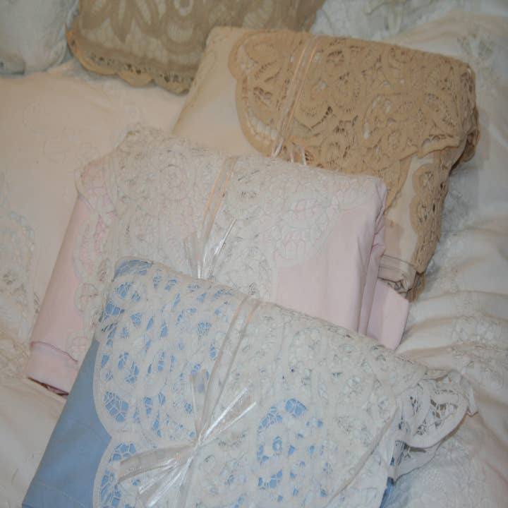 Eastern Sunrise Lace And Linens Inc. - Wholesale Sheet Set - Luxurious Battenburg Lace Sheet Set Victorian Bedding