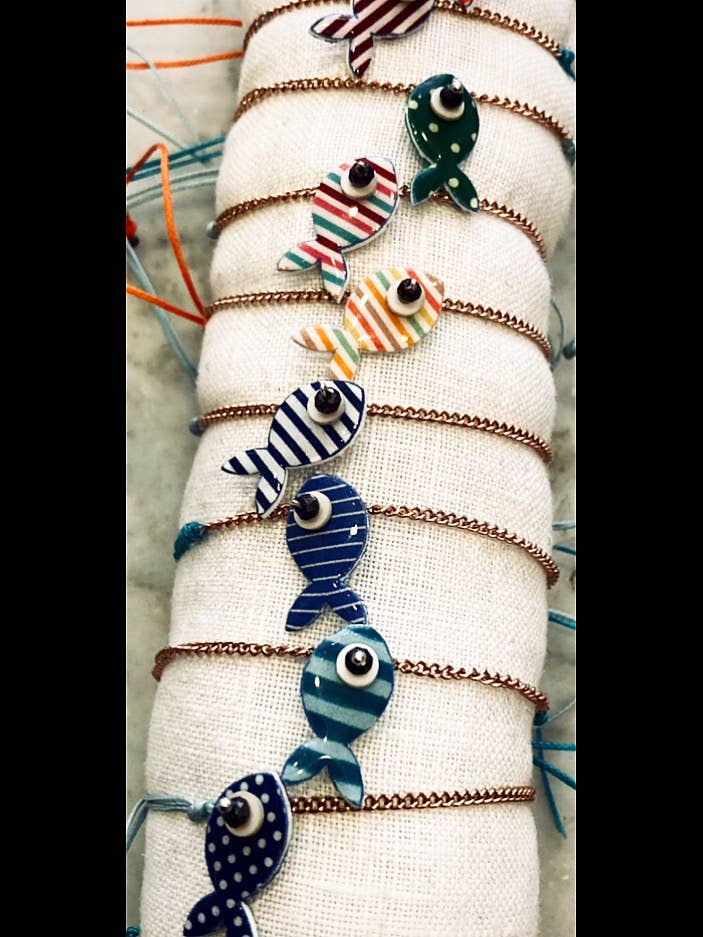 Armband med fisk i resin och justerbart snöre och kedja för wholesale av Galinda