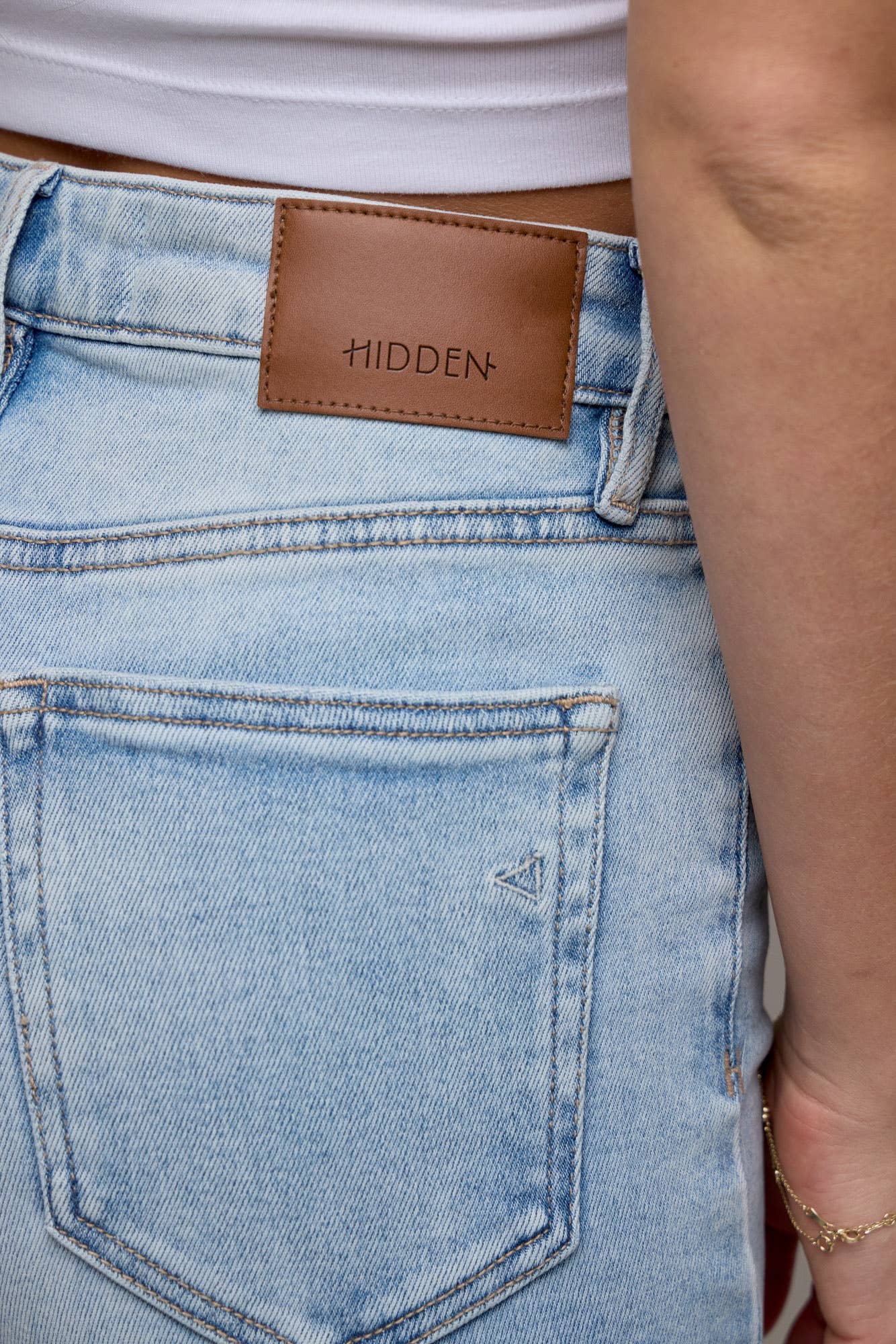 Hidden Jeans - Vente Jean – femme - Larges jambes extensibles et faciles à laver5