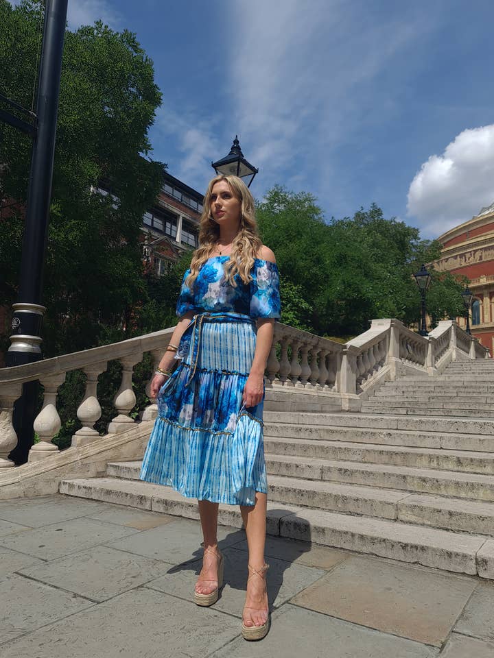 Thames Off Shoulder Dress for wholesale by Gooshwa