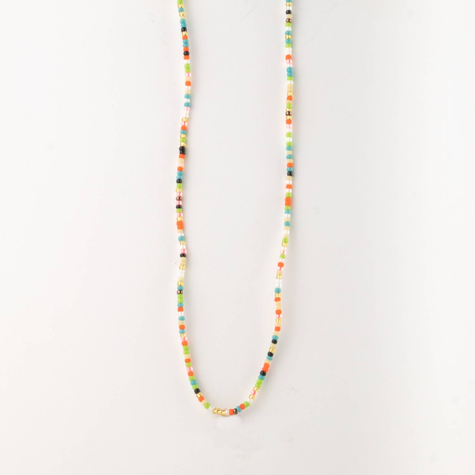 Pineapple Island – wholesale Choker/Krage – Alila nätt pärlhalsband med små pärlor0