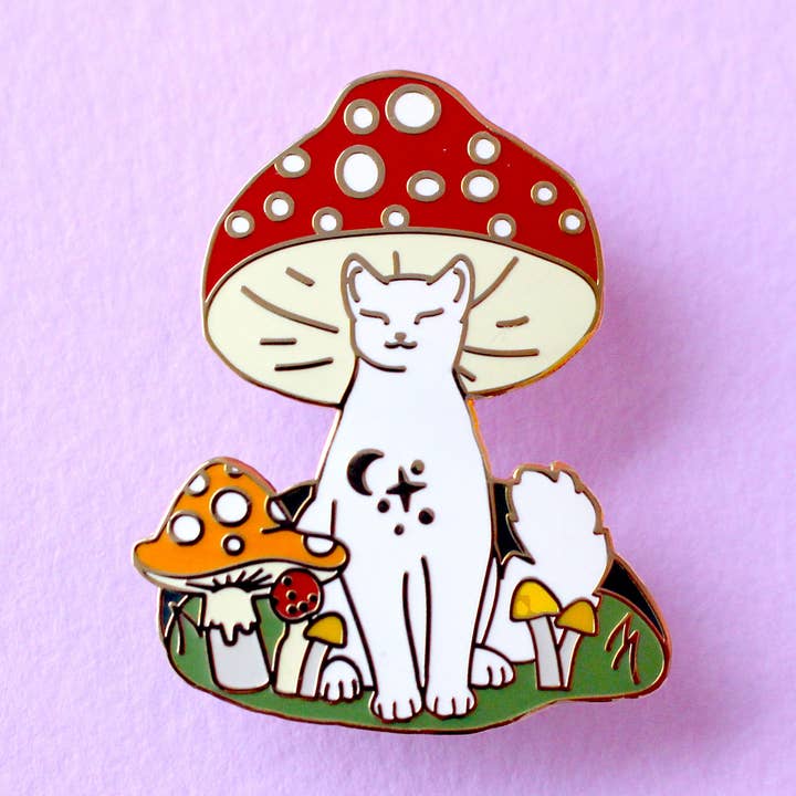 Mushroom Cat emaille pin voor wholesale door Glitter Punk