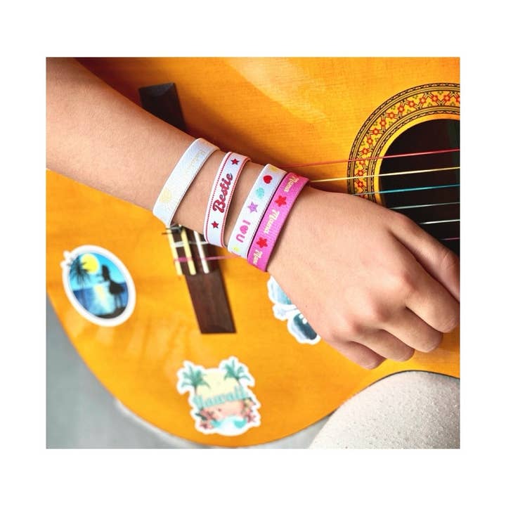 Ratatam! – wholesale Woven/braided bracelet – Mama pink and red elastic bracelet2