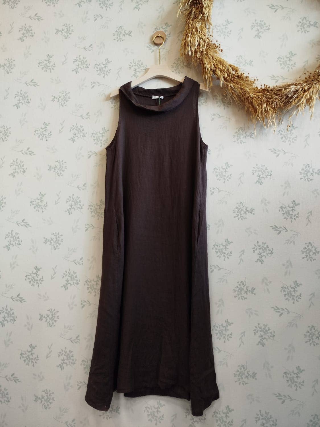 Linos y Textiles - Venta al por mayor Vestido - Mujer - REF 25396 VESTIDO LINO 100% CUELLO BARCA SIN MANGA11