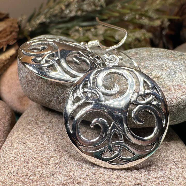 Lilith Keltiske Spiraløreringe for engroshandel hos Celtic Crystal Designs Jewelry & Gifts