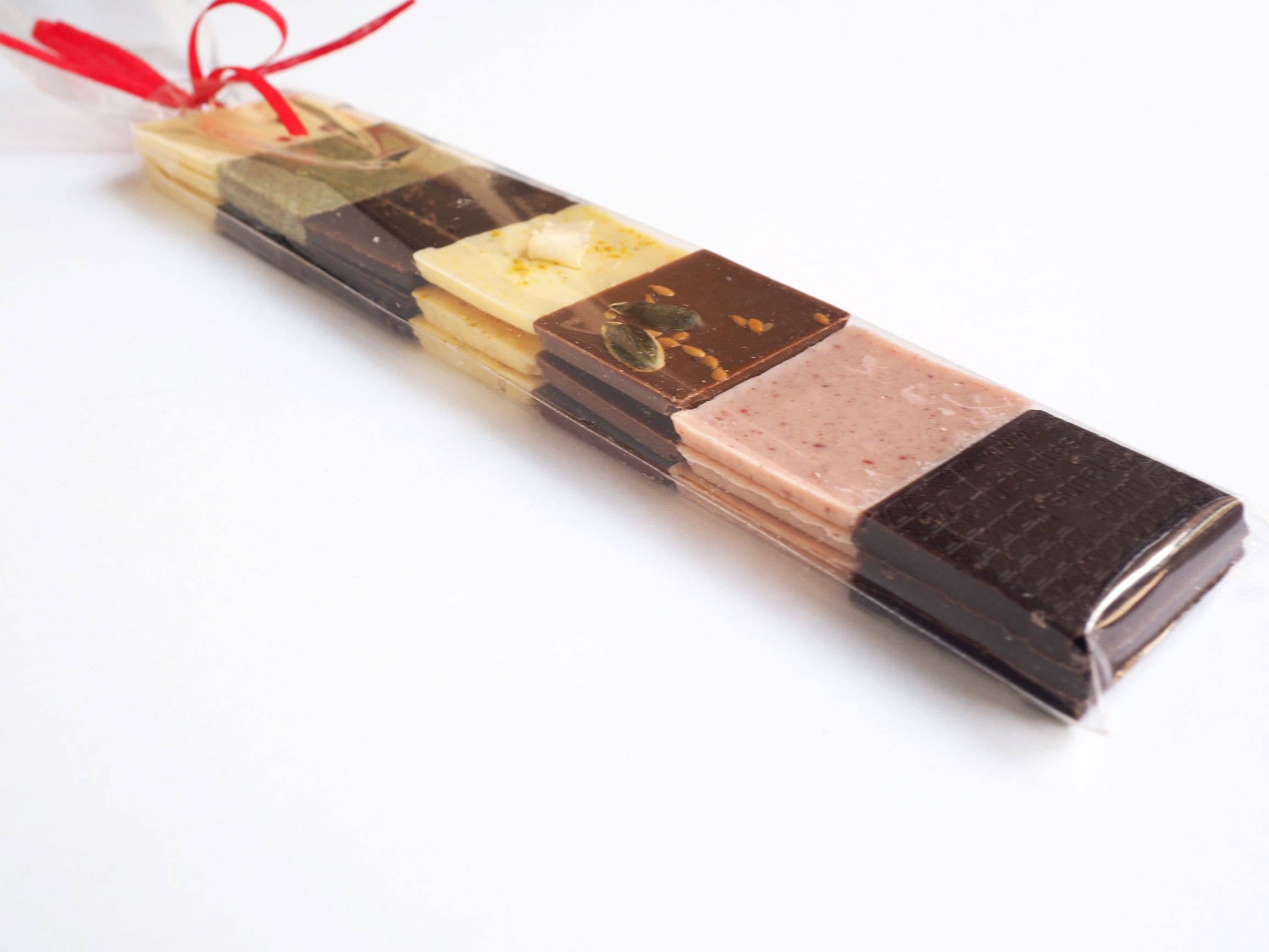 CHOCOLATES ARTESANOS ISABEL - Wholesale Chocolate - LAMINEROS BIO Assorted Mini Chocolate Bars. Box of 10 packages2