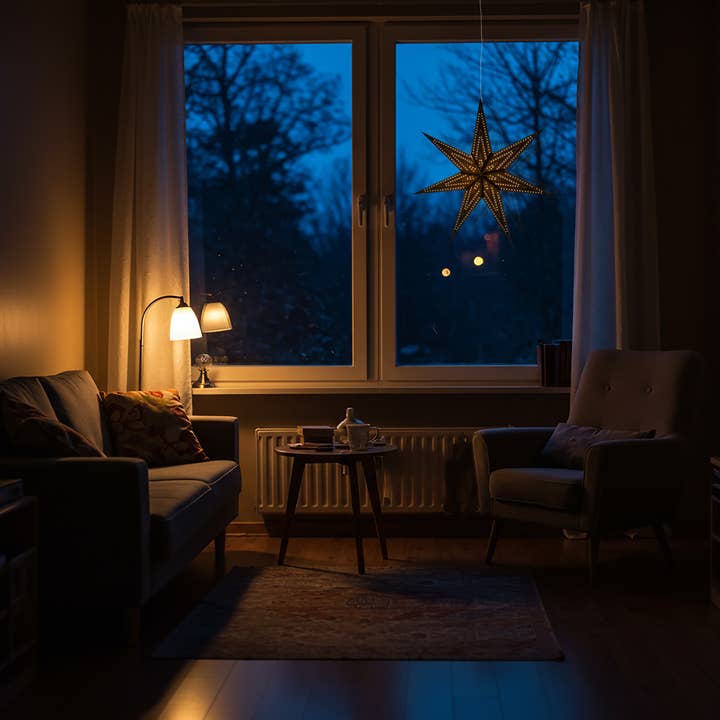 Artschatz LLC - Wholesale Paper Lantern/Lamp - Prima Dottie ~ 7 P, 23", Black Paper Star Lantern Light8