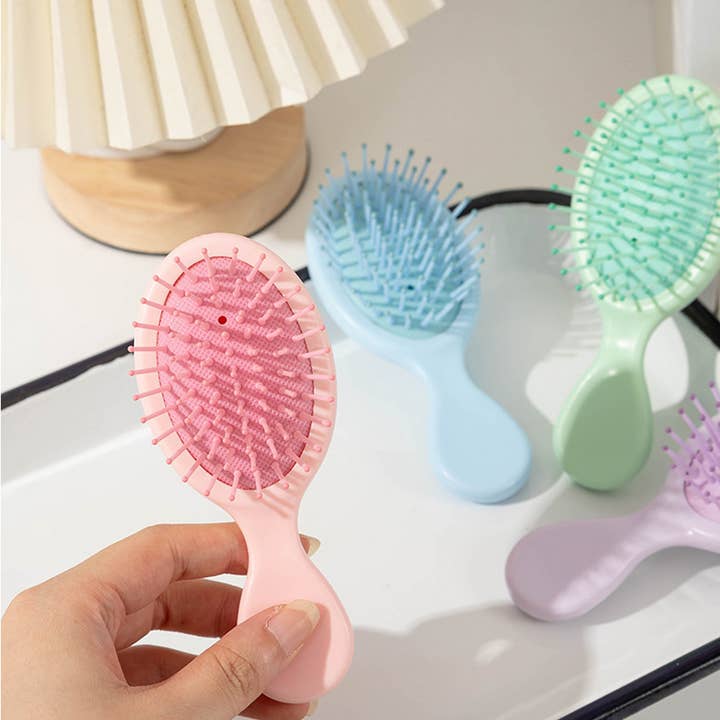 ACCITY - Wholesale Hair Brush/Comb - CHILDREN COMPACT MINI CUTE HOME MASSAGE COMB_CWMM09006