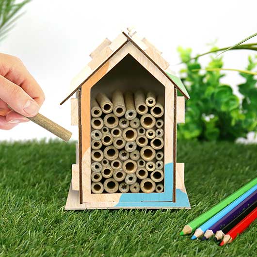 Habitats hechos a mano Bee Hotel para venta al por mayor de Gift Republic