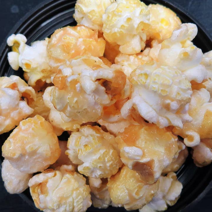 Craizy Daisy’s Gourmet Popcorn – wholesale Popcorn – Crème Brulee