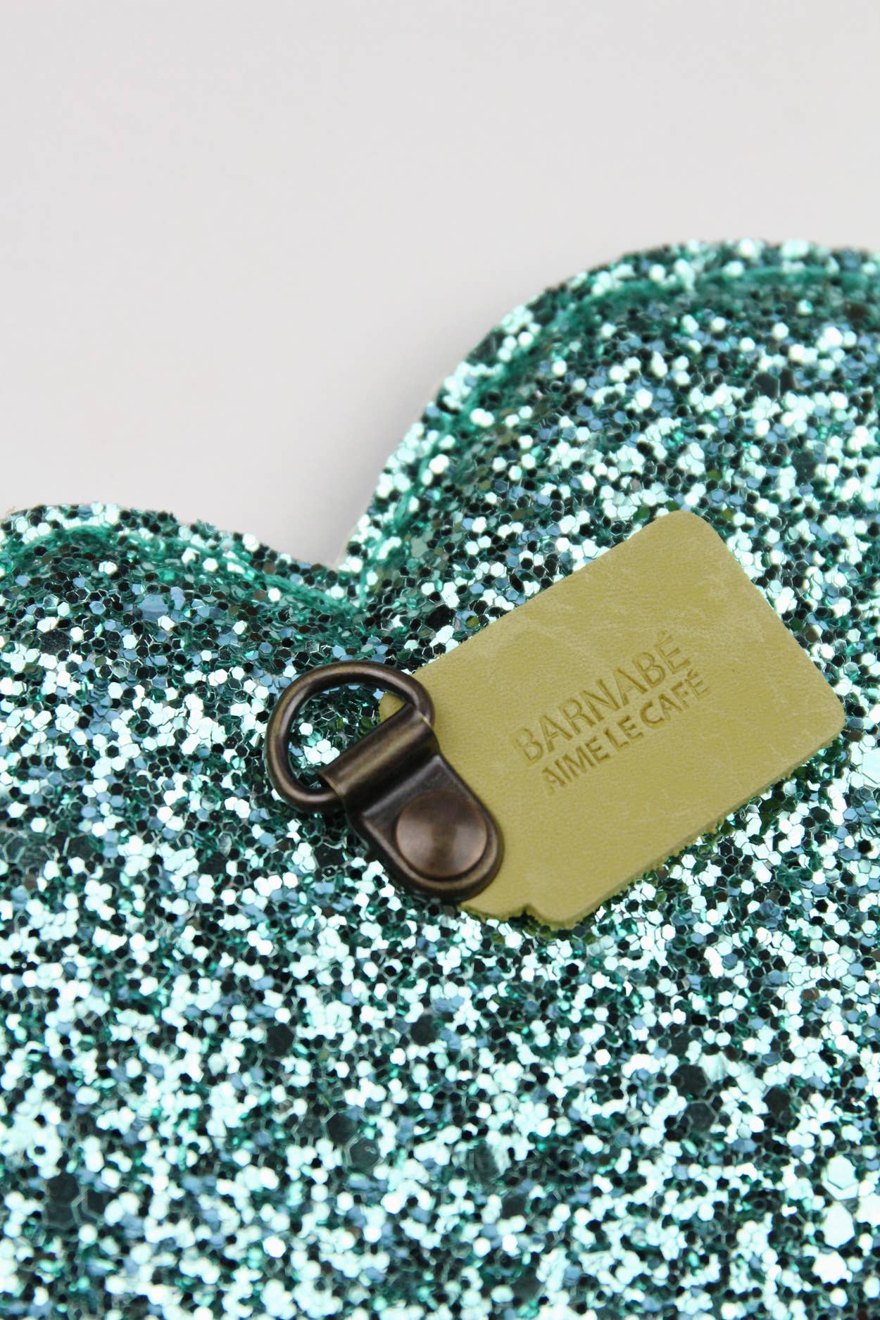 BARNABÉ AIME LE CAFÉ - Vendita all'ingrosso Decorazione da parete 3D - Decorazione da parete in tessuto glitterato10