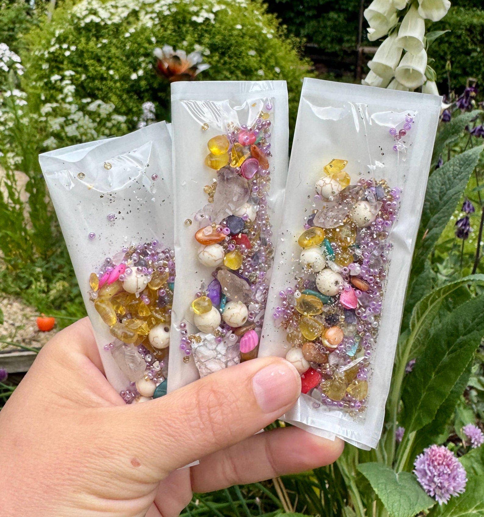 Elf Kendal Hippies - Wholesale Spiritual Stone/Crystal - Crystals confetti Christmas fairyland stones 20g bag of gems14
