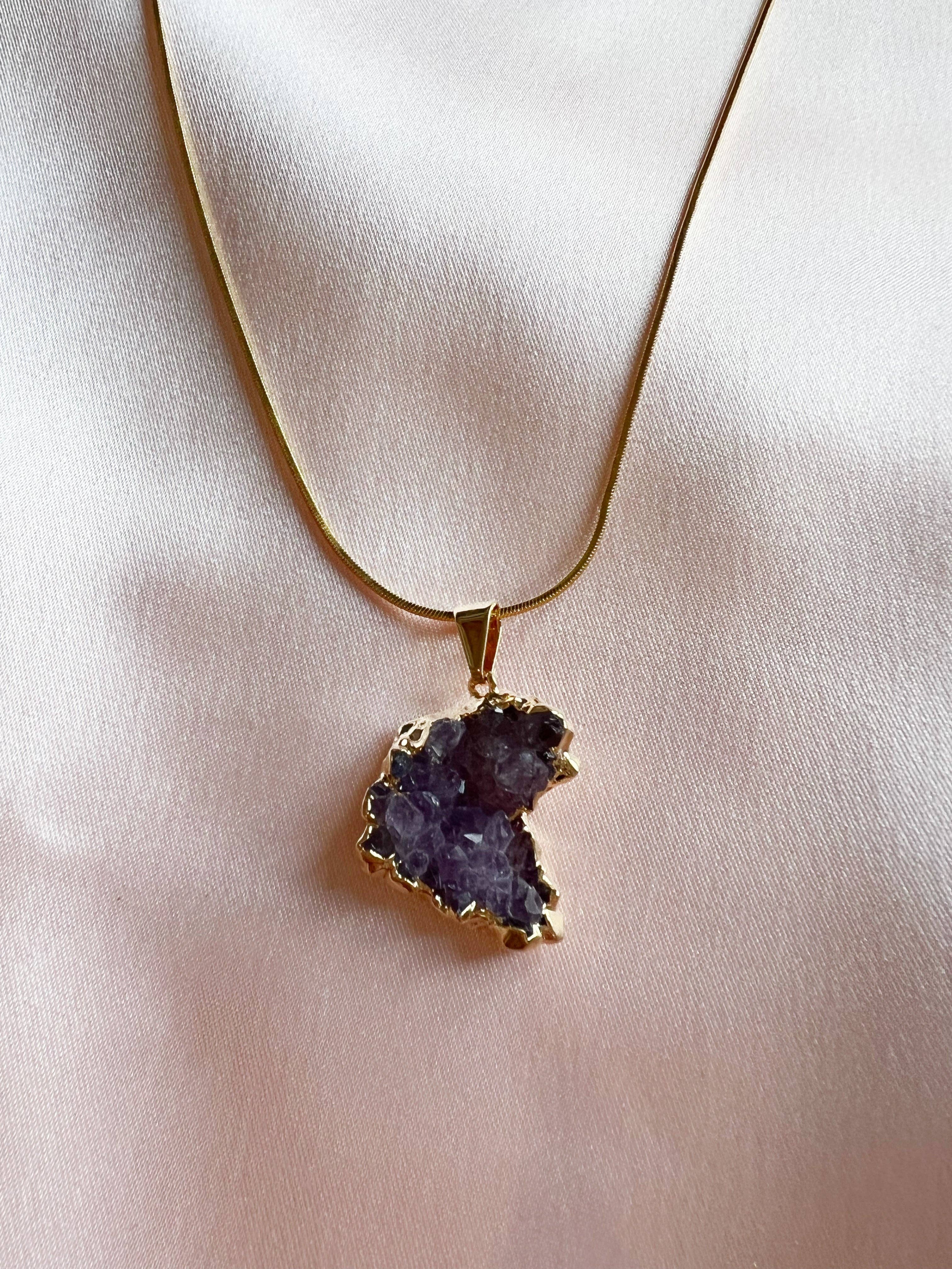Starlite By J - Wholesale Pendant/Charm Necklace - Druzy Necklace (raw amethyst stone)1