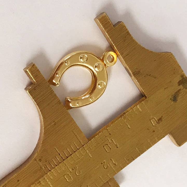 The Bead Bazaar - Wholesale Individual Charm/Pendant - Gold Horseshoe Charm, Gold Filled Horseshoe Pendant For Jewelry Making, Good Luck Charms, Bulk Charms For Beading, Small Horseshoe Lucky Charm