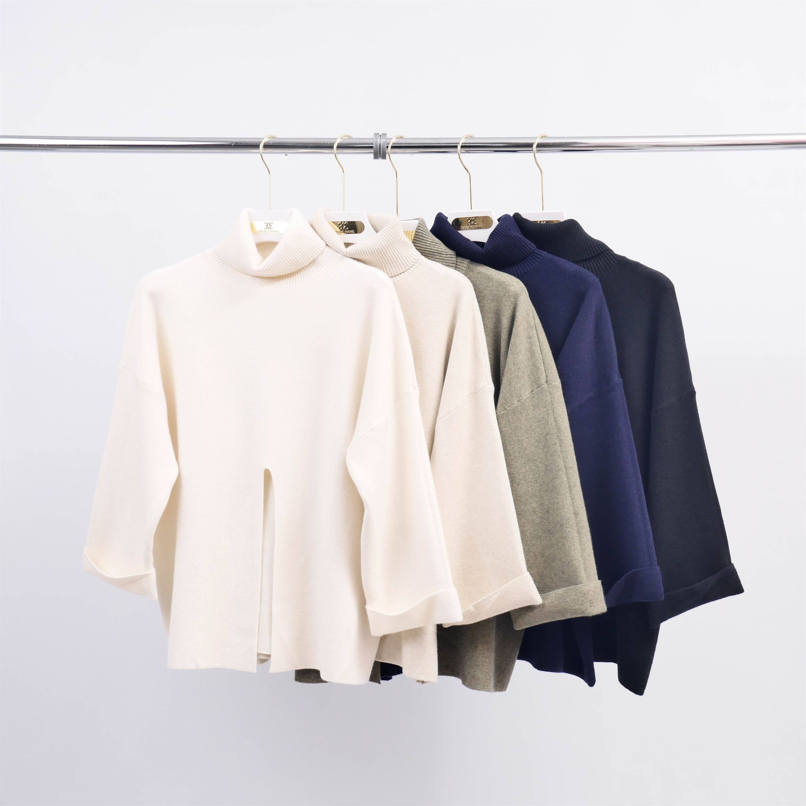 Cecile Wang - Wholesale Knit Sweater - Women's - Turtleneck sweater with slit at the bottom front HY108674