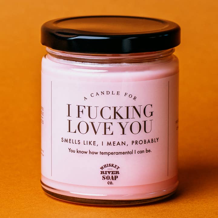Whiskey River Soap Co. – Großhandel Kerze im Glas / gefüllte Kerze – Kerze „Ich liebe dich verdammt noch mal“ | Lustige Kerze