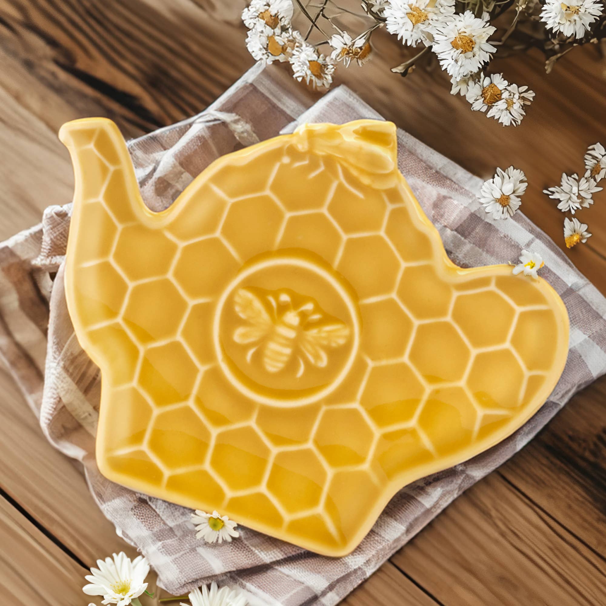 Wholesale French Bees Embossed Honeycomb Teabag Holders 4in