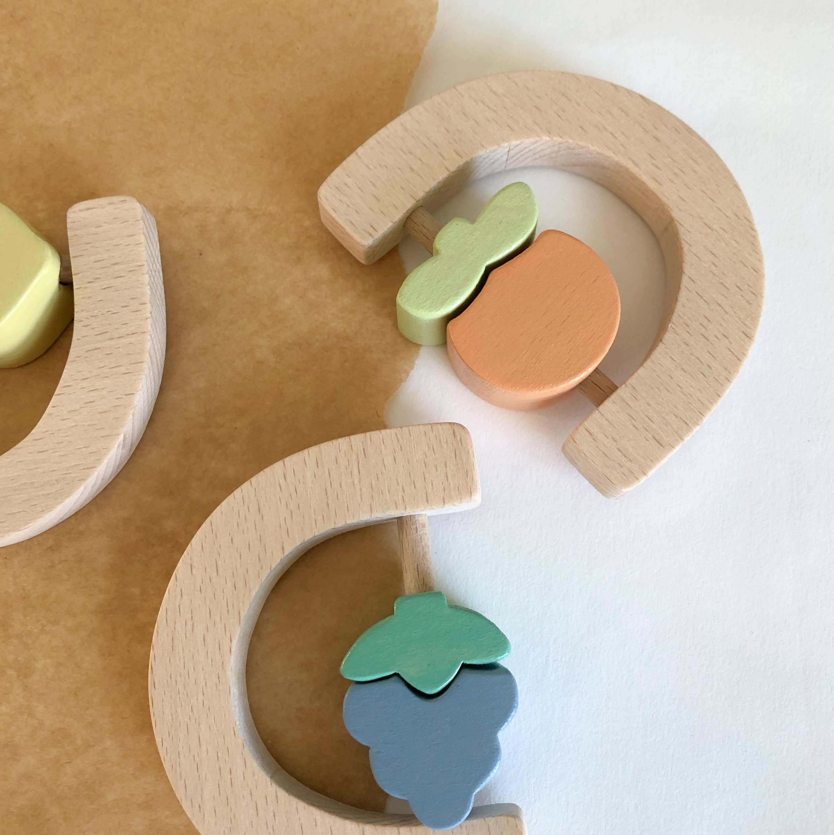 KMR Childwood - Wholesale Clutching Toy - Baby - Orange fruit rattle2