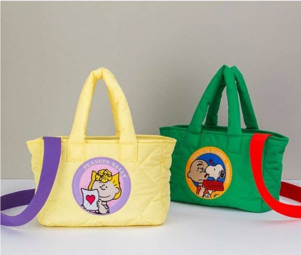 Little Light - Wholesale Shoulder Bag - Women's - Premium Snoopy Quilted Shoulder Bag6