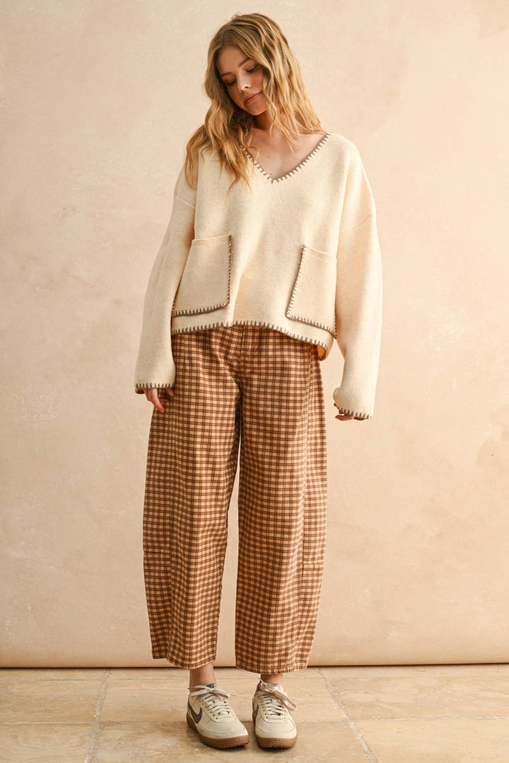 MIOU MUSE - Wholesale Knit Sweater - Women's - T4041   STITCH DETAILED V-NECK SWEATER TOP8