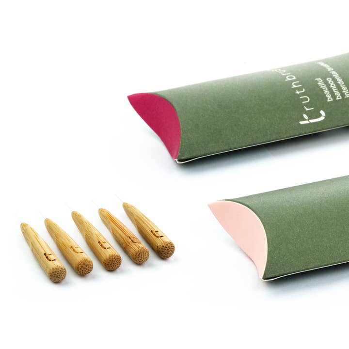 Wunderschöne Interdentalbürsten aus Bambus — Packung mit 20 Stück und andere Ergebnisse für interdentalbürsten im Großhandel. Kostenlose Rücksendungen und 60-Tage-Zahlungsziel auf Faire im Trend auf Faire.