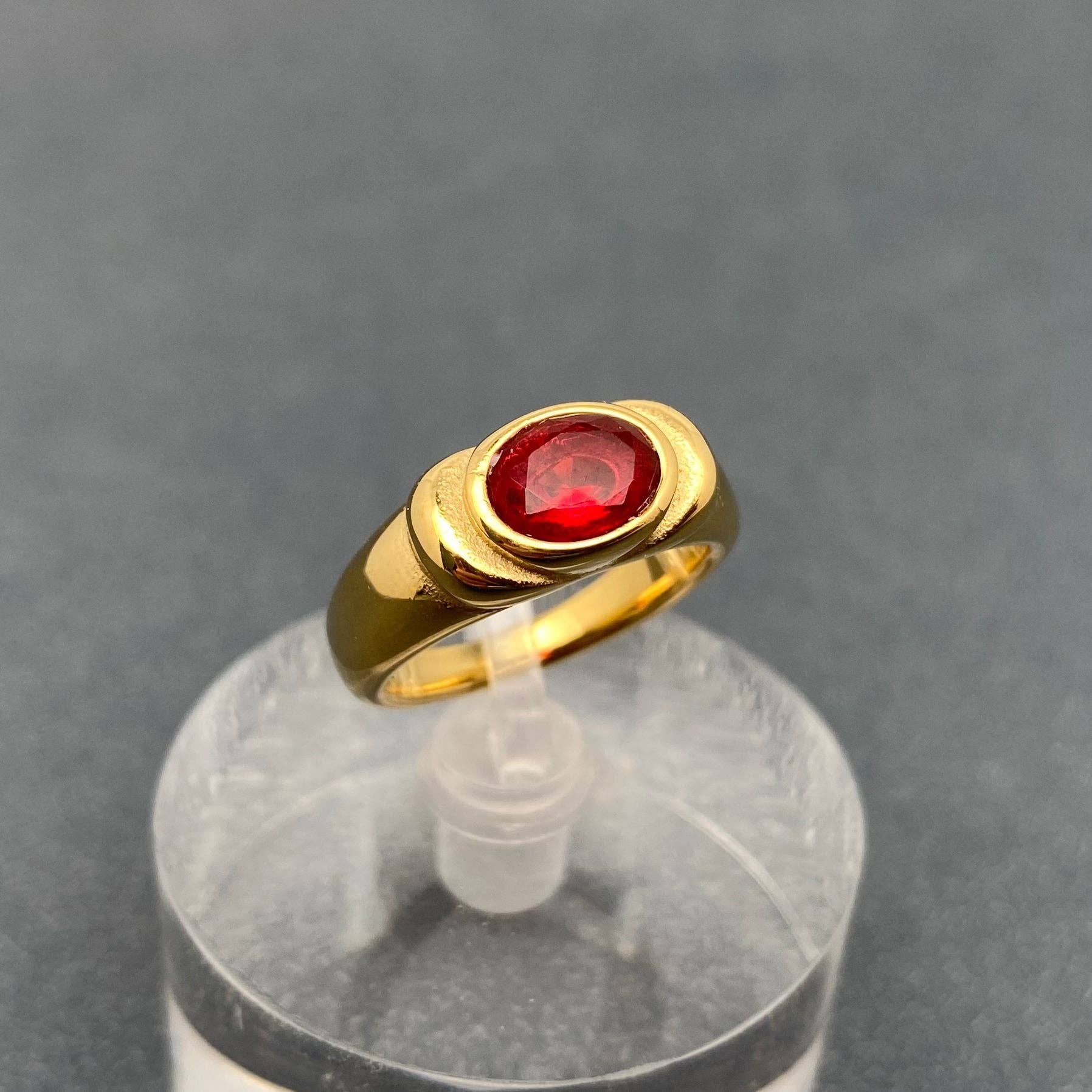 Mio Queena – Engroshandel Solitairering – Indlagt CZ 18K forgyldt rustfrit stålring - FGS3