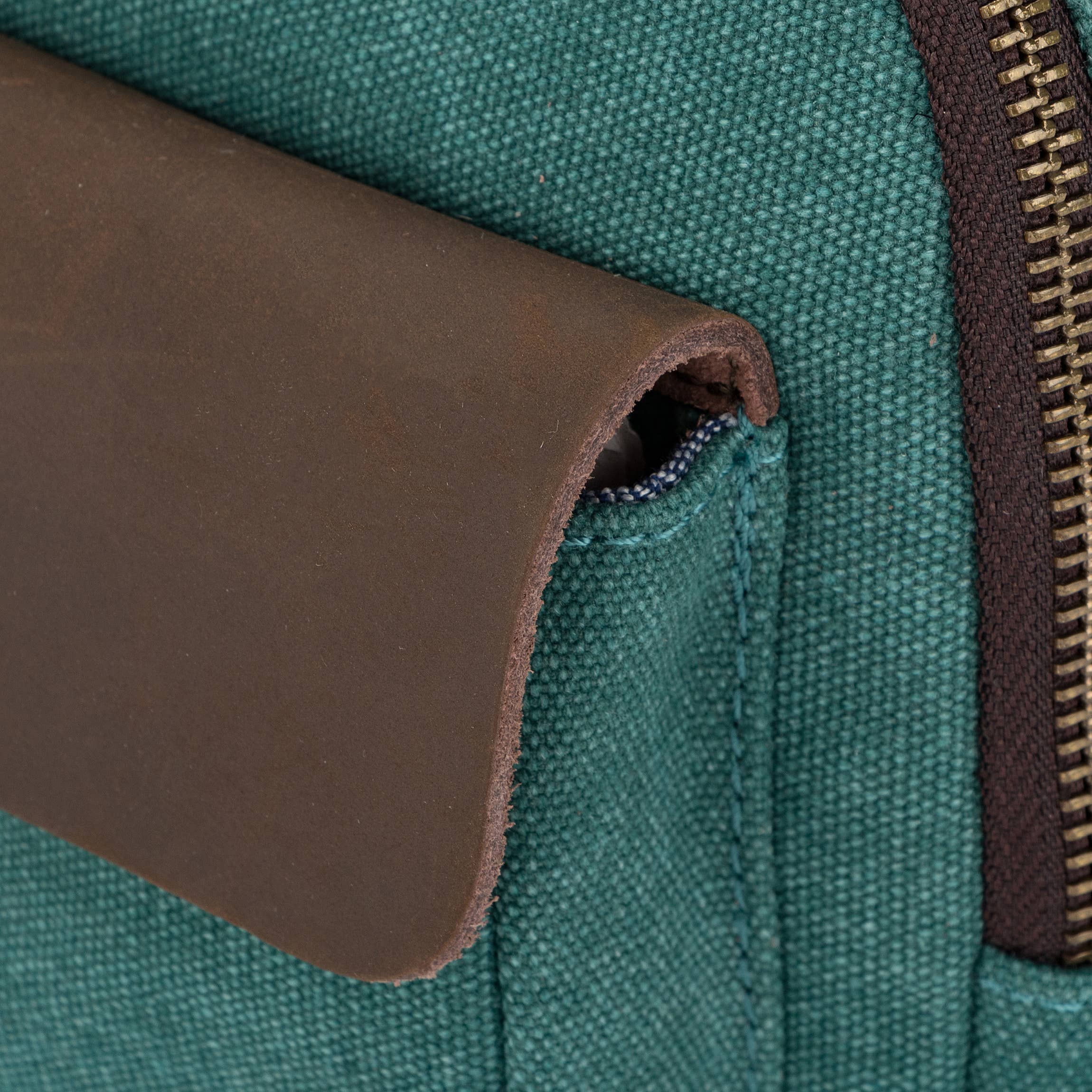 ZEDE PARIS – wholesale Messenger Bag – Women’s – Maison Blanche - Canvas and leather satchel9